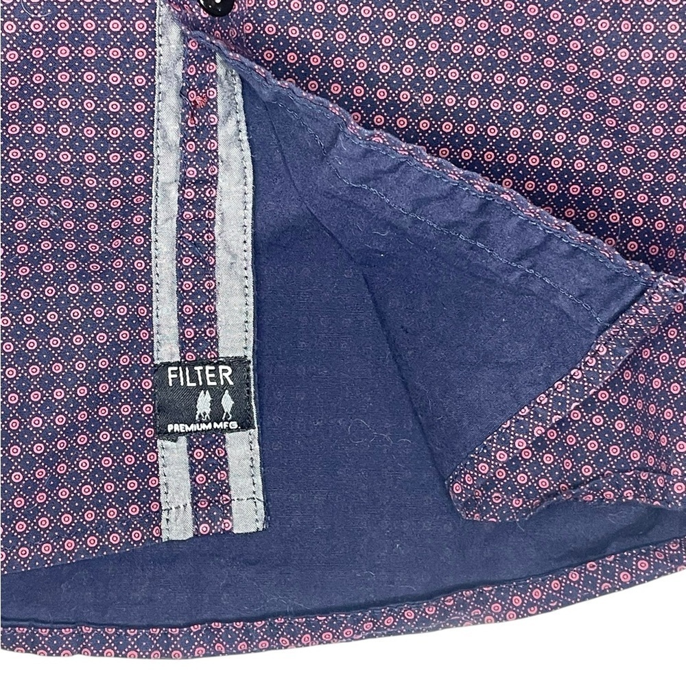 Filter Men's Casual Button-down Shirt XL
Size - Picture 3 of 8